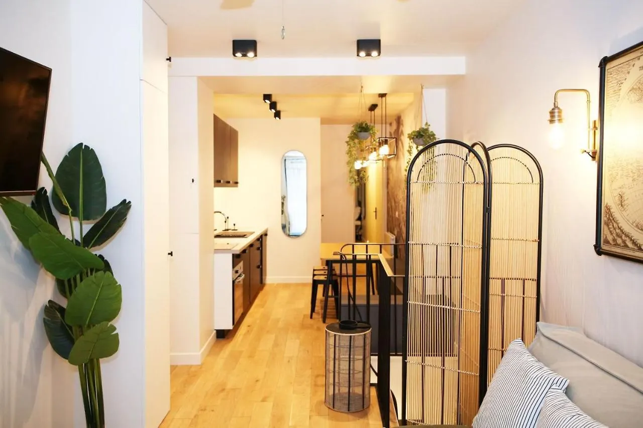 Sejour Romantique Avec Bain A Remous A Paris 9 -P6 location