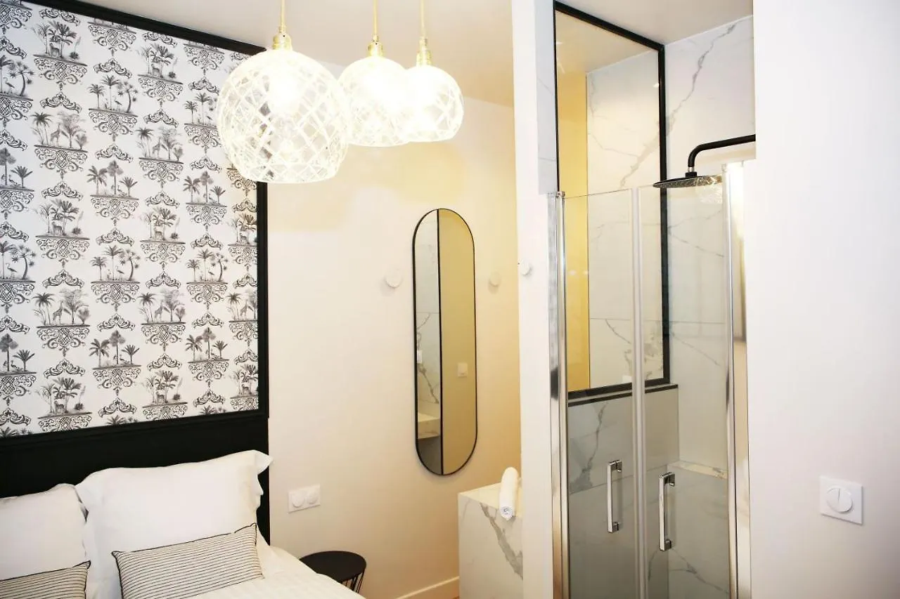 Sejour Romantique Avec Bain A Remous A Paris 9 -P6 Apartment