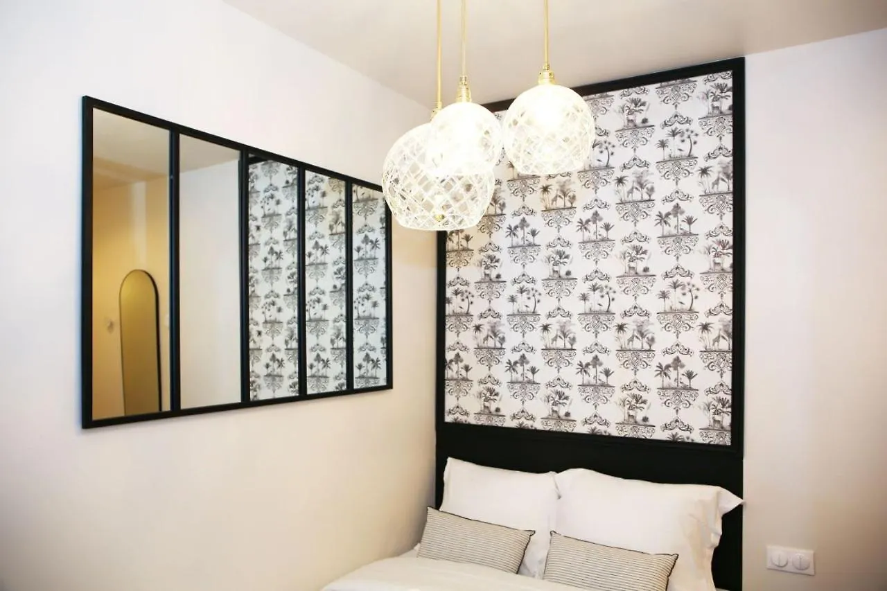 Sejour Romantique Avec Bain A Remous A Paris 9 -P6