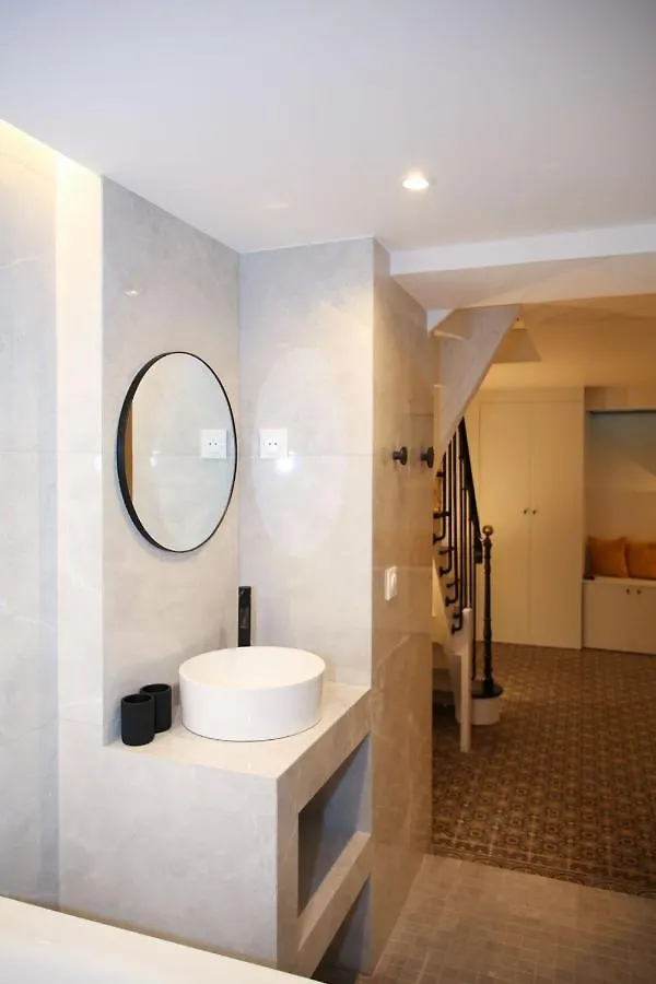 Apartment Sejour Romantique Avec Bain A Remous A Paris 9 -P6